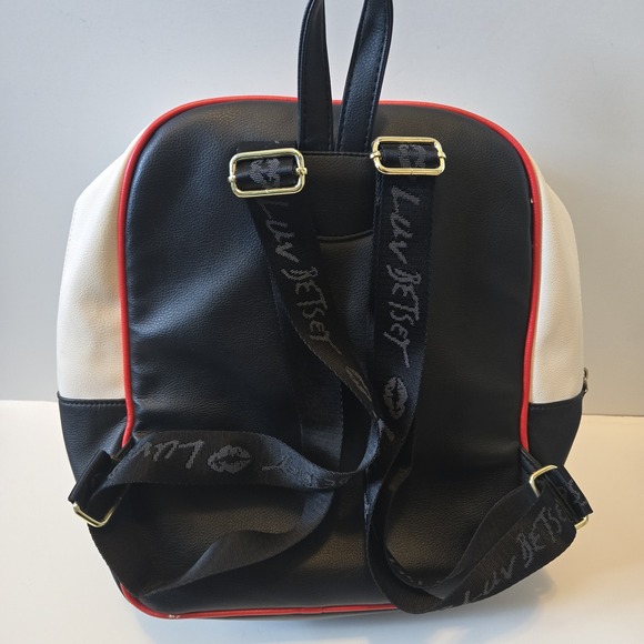 Betsey Johnson Baseball Themed Backpack With Glove Keychain GUC - Picture 2 of 6